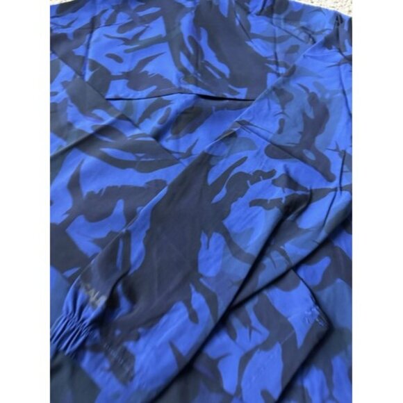 Scales Mens Jacket Size Medium Long Sleeve 1/4 Zip Camo Fish Hunt Lightweight - Picture 7 of 12